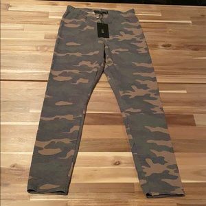 NWT Lucky & Blessed camo legging